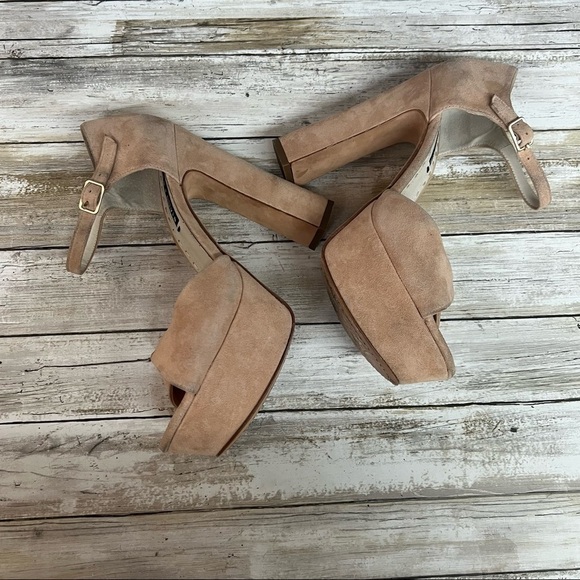 Alice & Olivia Layla Suede Platform Sandals - Picture 8 of 16